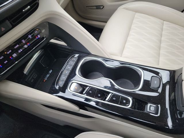 Used 2023 Buick Envision Avenir image 12