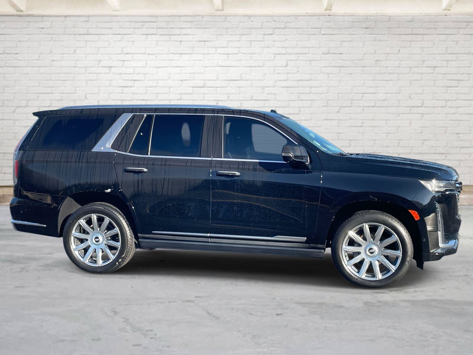 Used 2022 Cadillac Escalade Premium Luxury Platinum AWD/4WD image 2