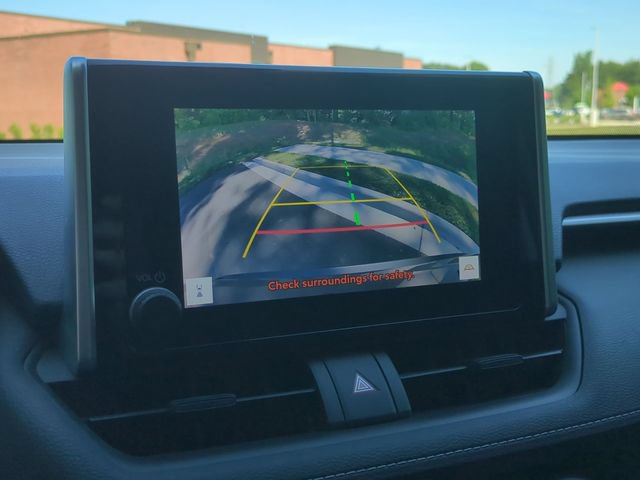 Used 2023 Toyota RAV4 LE FWD image 37
