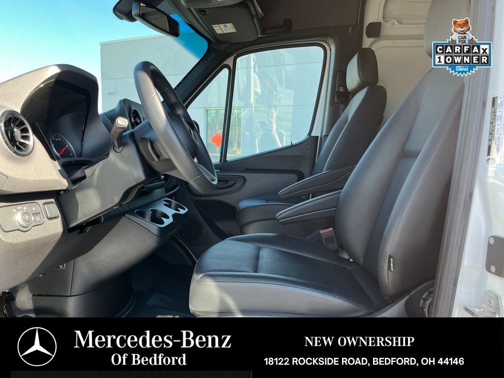 Used 2025 Mercedes-Benz Sprinter 2500 image 10