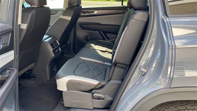 New 2026 Volkswagen Atlas Peak Edition image 20