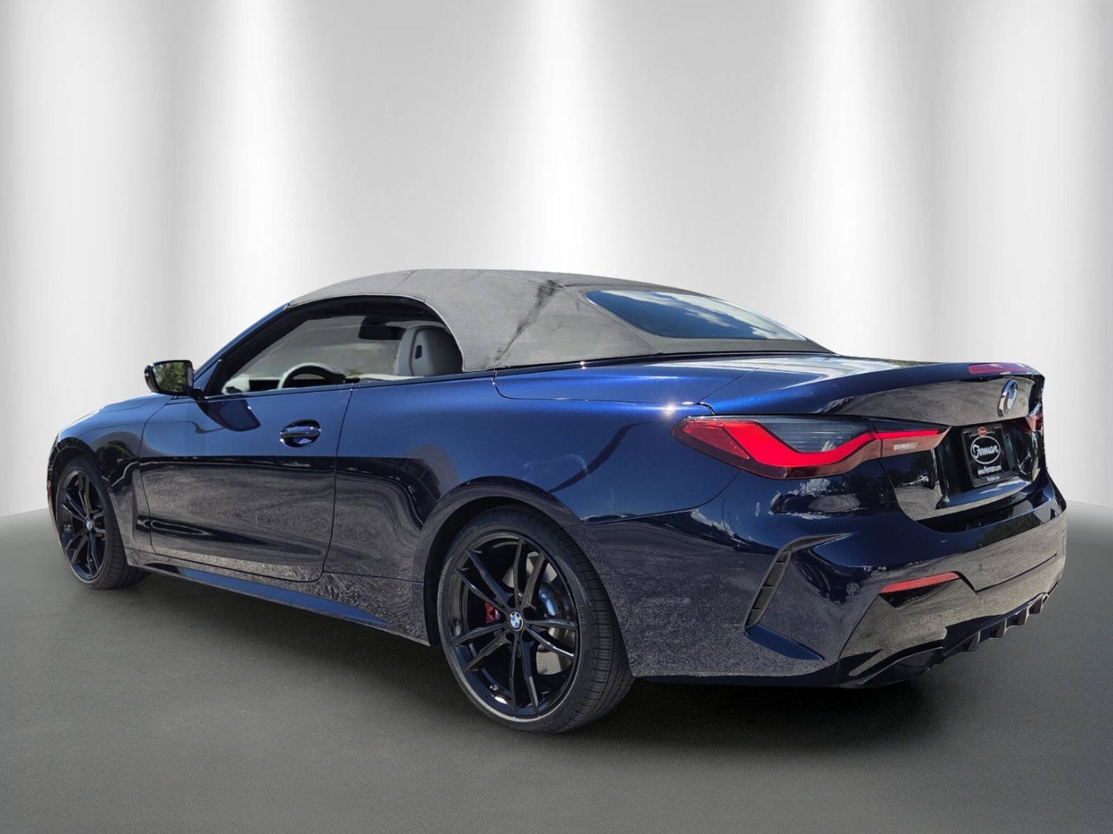 Used 2024 BMW M440i Convertible w/ Premium Package RWD image 5