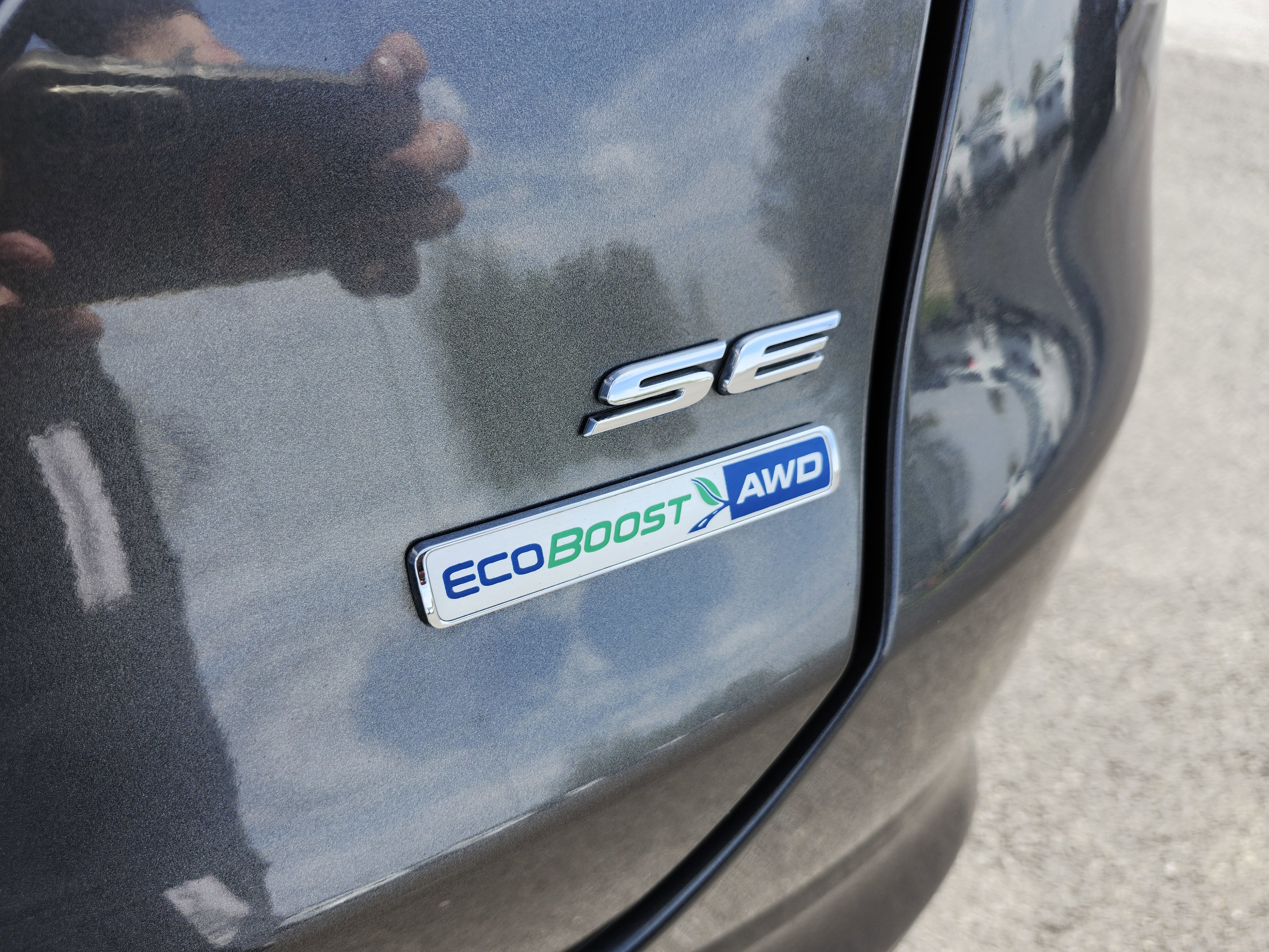 Used 2018 Ford Fusion SE w/ Fusion SE Technology Package image 24