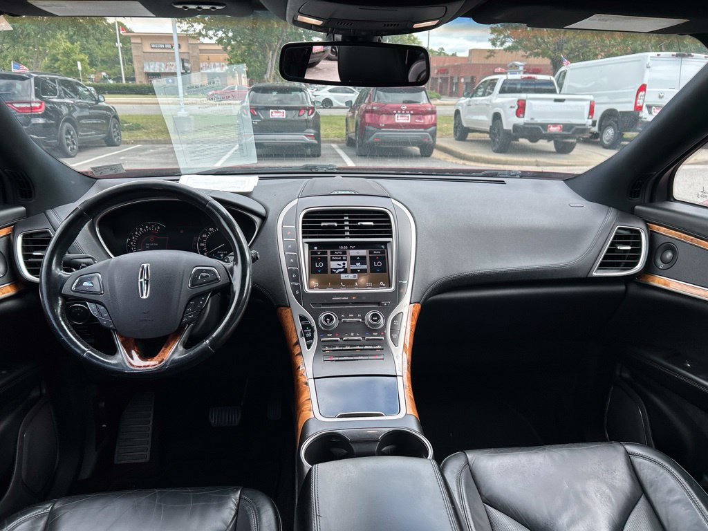 Used 2016 Lincoln MKX Select w/ Select Plus Package FWD image 30