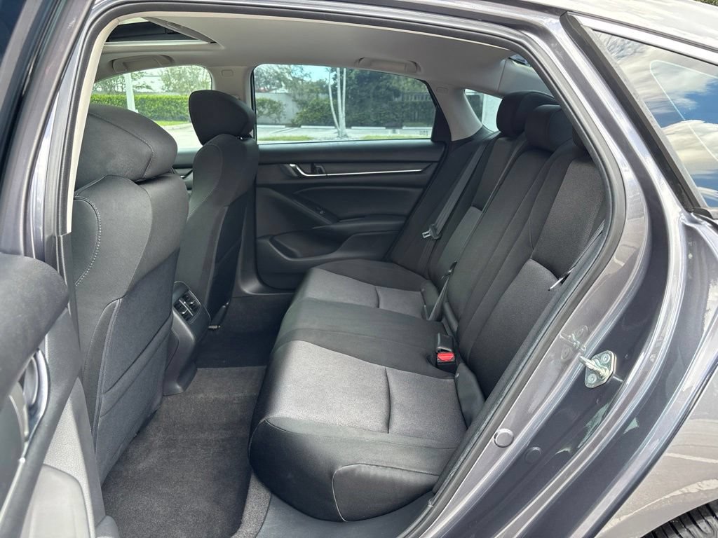 Used 2018 Honda Accord EX image 20