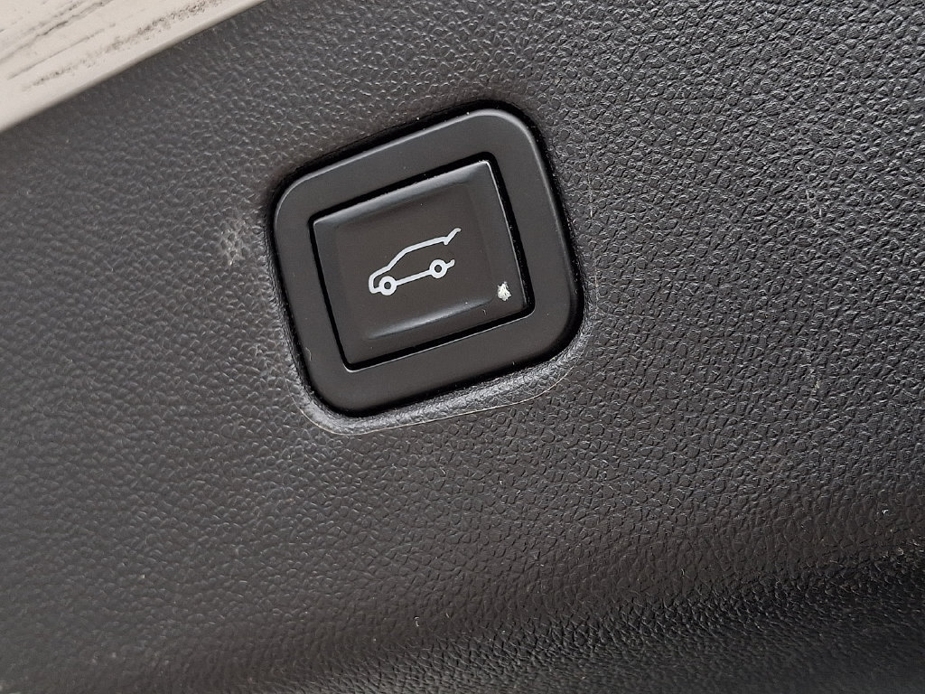 Used 2020 Chevrolet Blazer LT AWD/4WD image 23