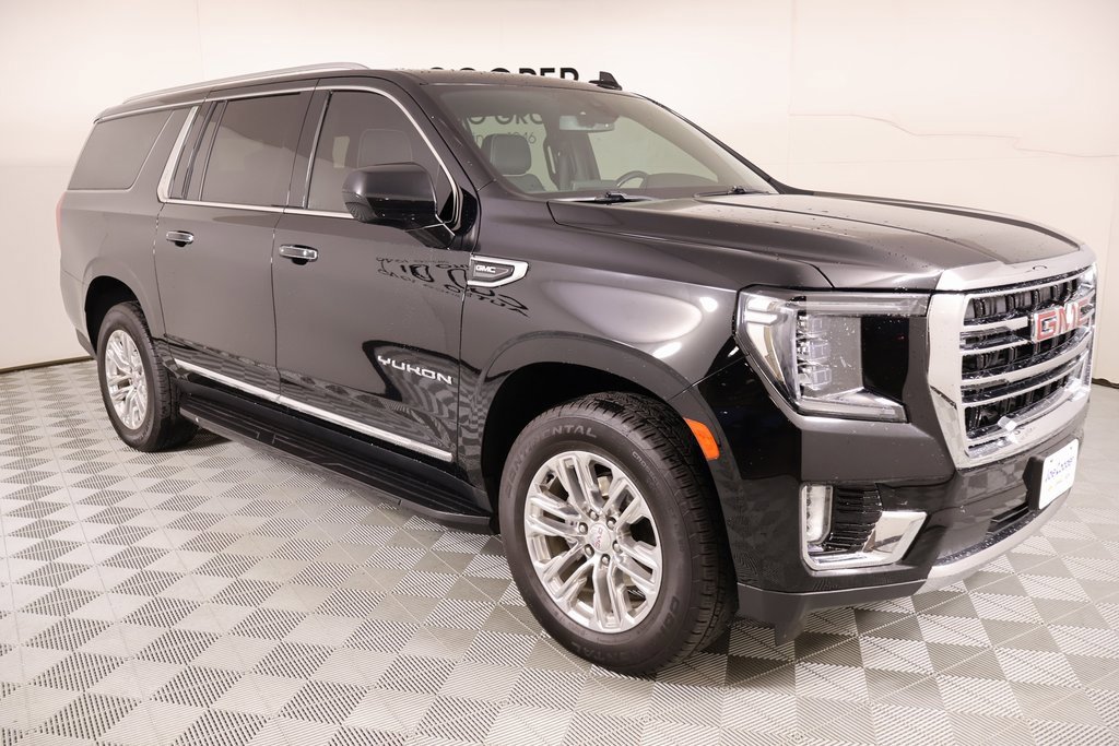 Used 2021 GMC Yukon XL SLT image 1
