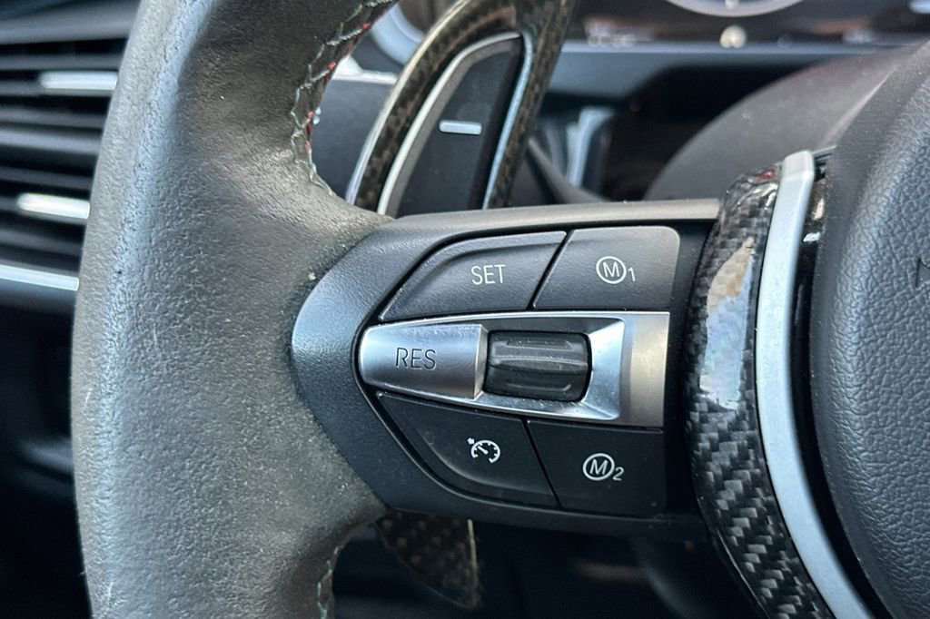 Used 2015 BMW X6 M AWD/4WD image 27