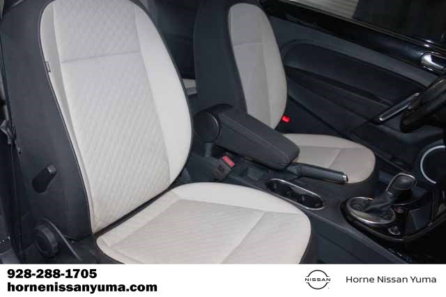 Used 2019 Volkswagen Beetle 2.0T image 6