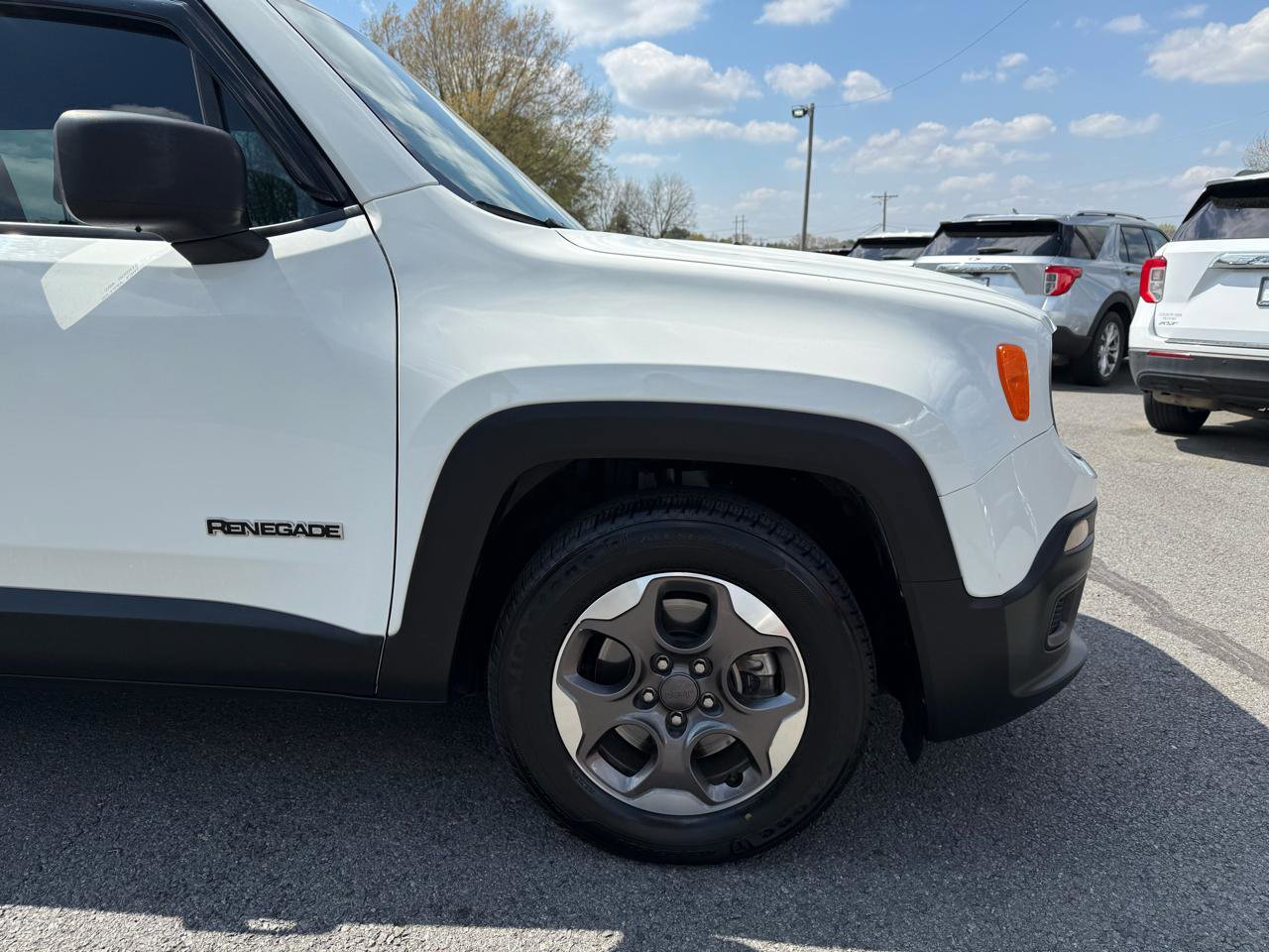 Used 2017 Jeep Renegade Sport w/ Power & Air Group image 35