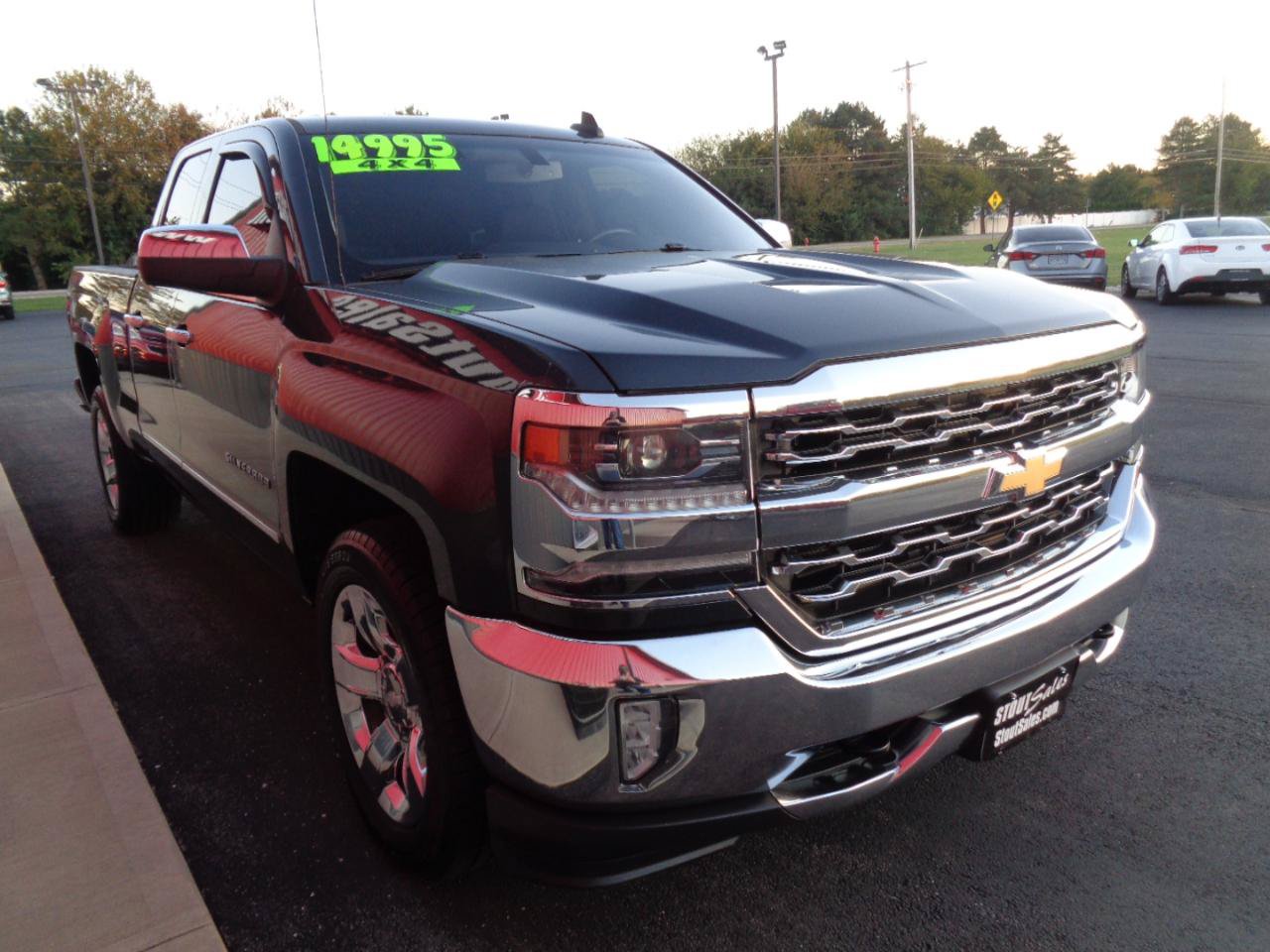 Used 2017 Chevrolet Silverado 1500 LTZ w/ Sport Package AWD/4WD image 4