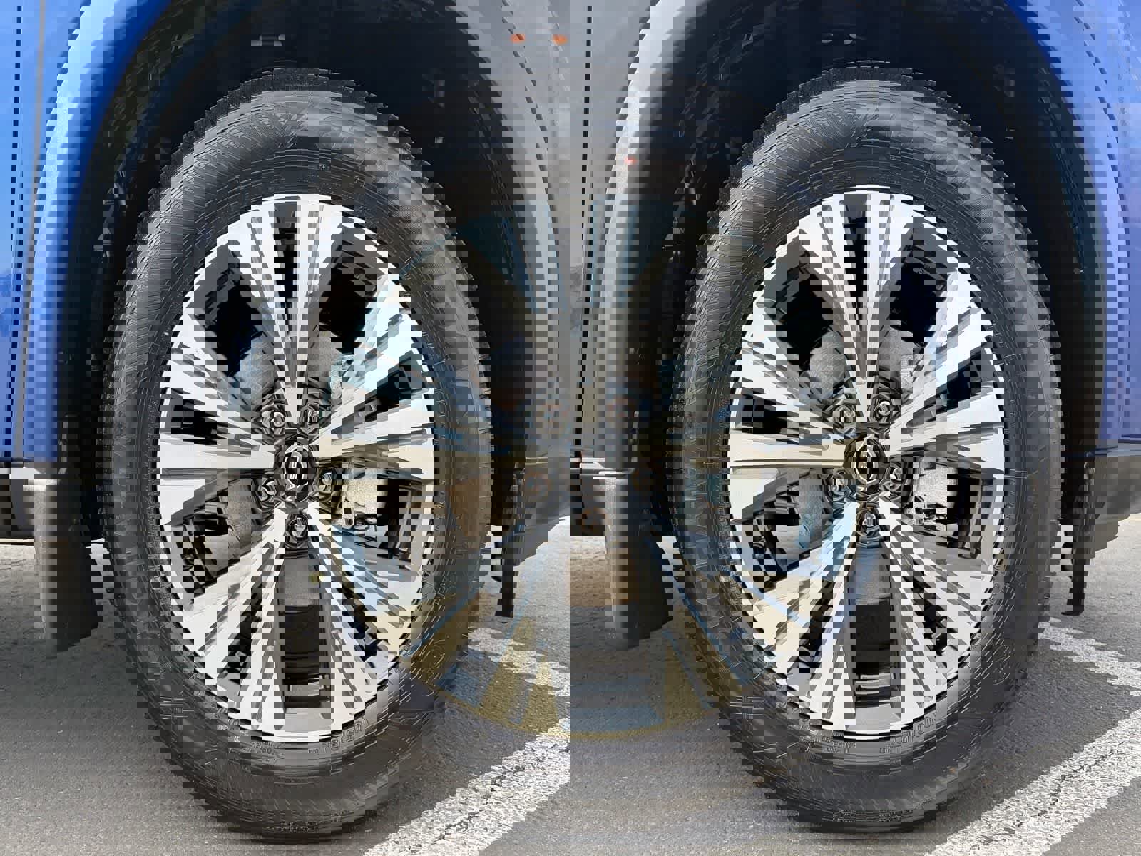 Certified 2023 Nissan Rogue SV image 10