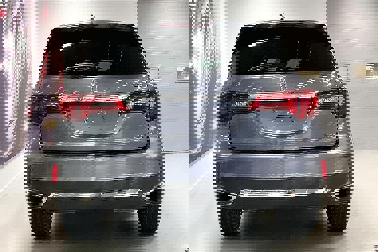 Used 2017 Acura MDX SH-AWD image 5