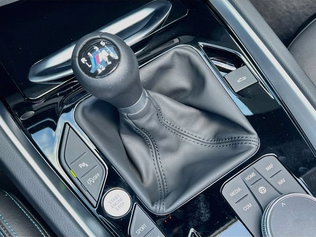 Used 2026 BMW Z4 M40i w/ Premium Package RWD image 18