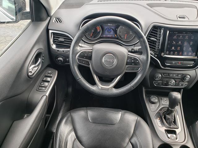 Used 2019 Jeep Cherokee Limited image 15