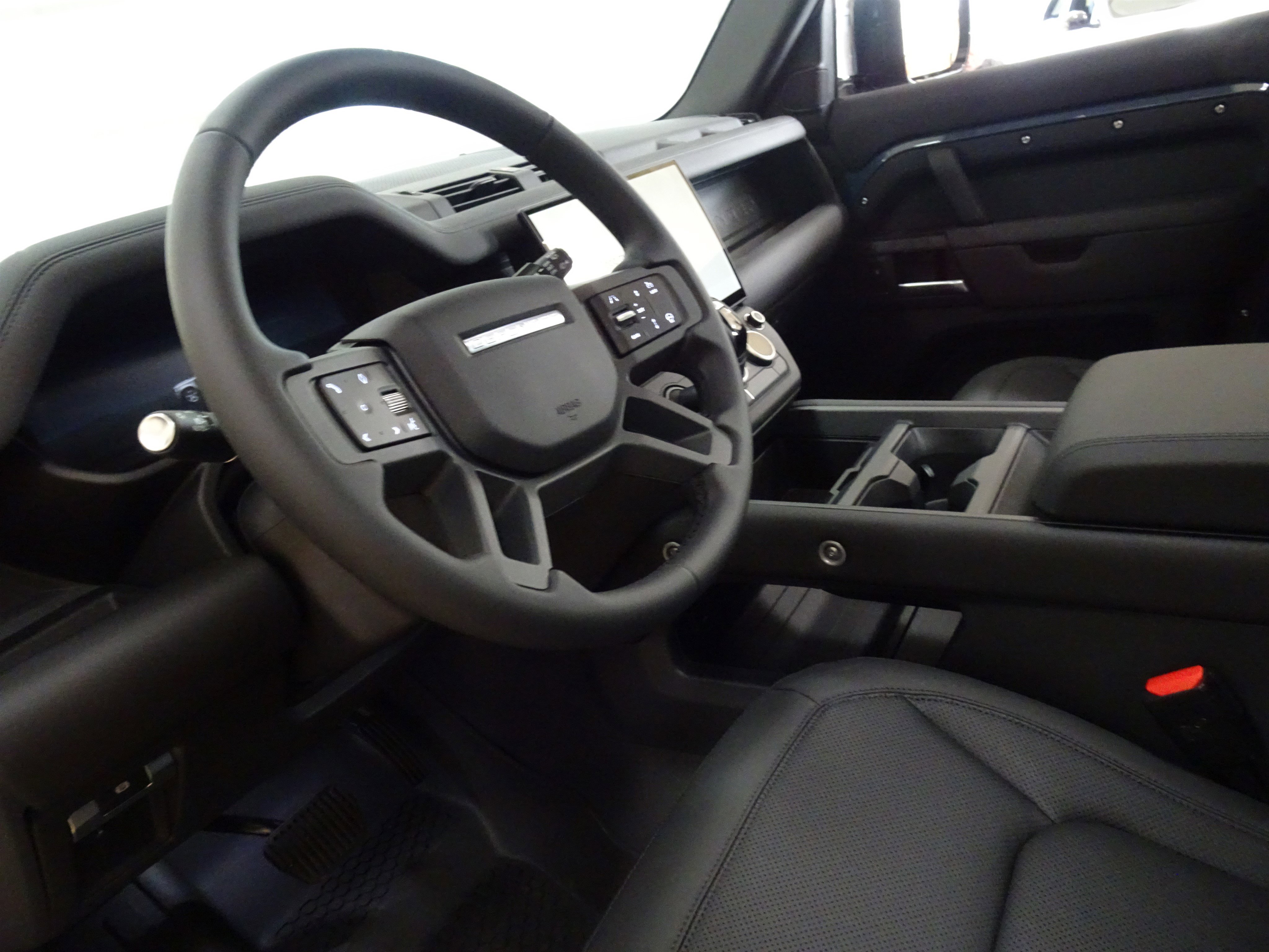 New 2026 Land Rover Defender 110 S image 17