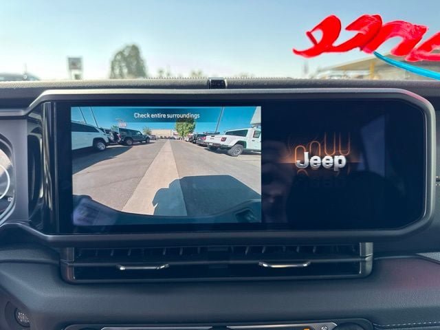 New 2026 Jeep Gladiator Sport AWD/4WD image 15