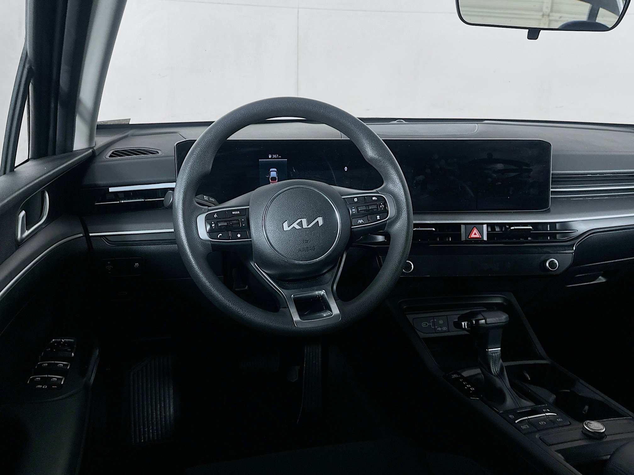 Used 2025 Kia K5 LXS image 18