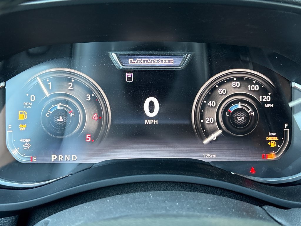 New 2025 RAM 3500 Laramie AWD/4WD image 26