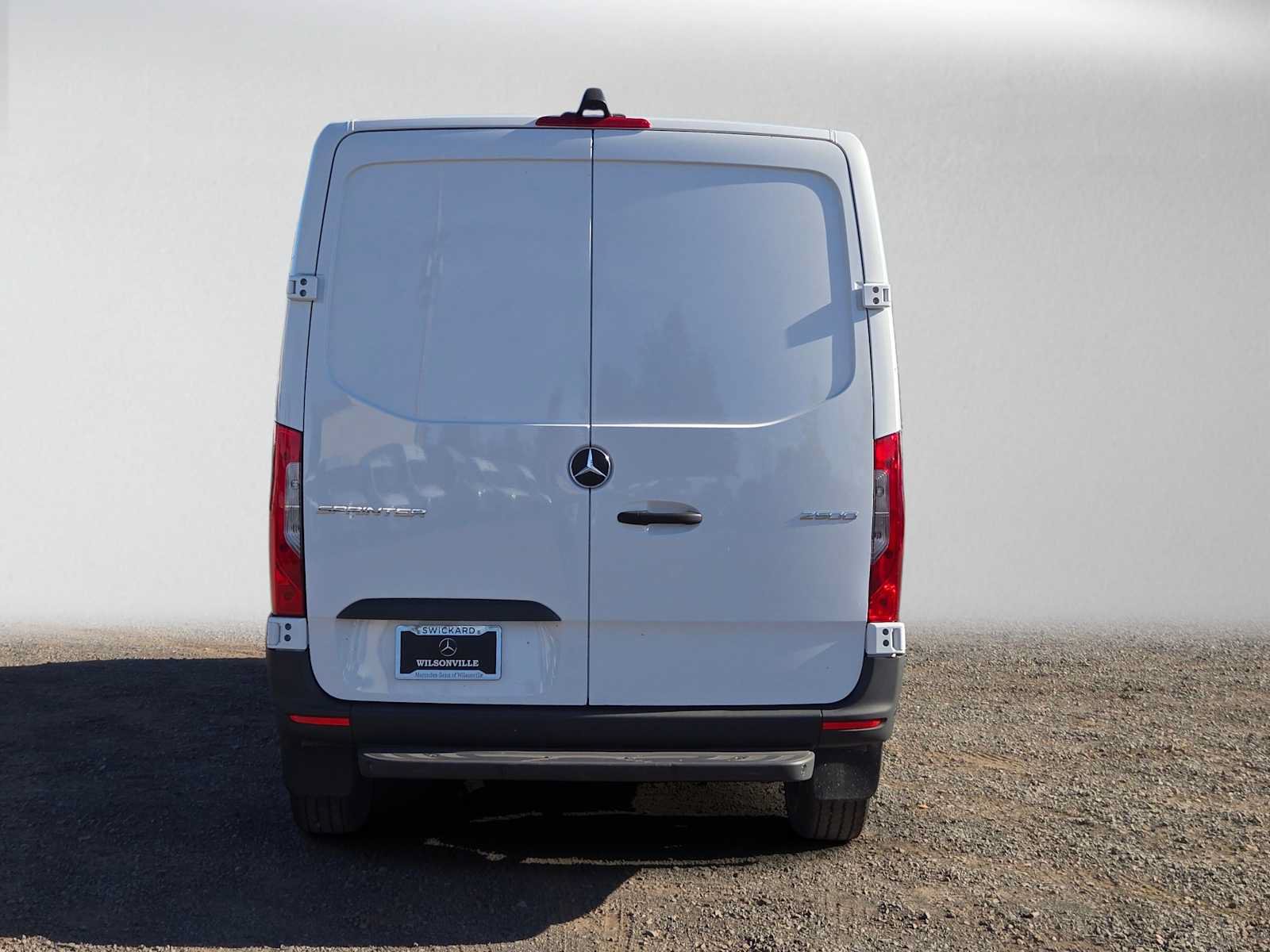 Used 2026 Mercedes-Benz Sprinter 2500 image 4
