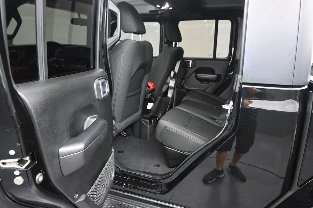 Used 2021 Jeep Gladiator Sport AWD/4WD image 12