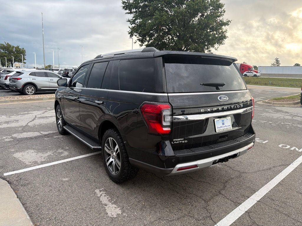 Used 2023 Ford Expedition Limited AWD/4WD image 5