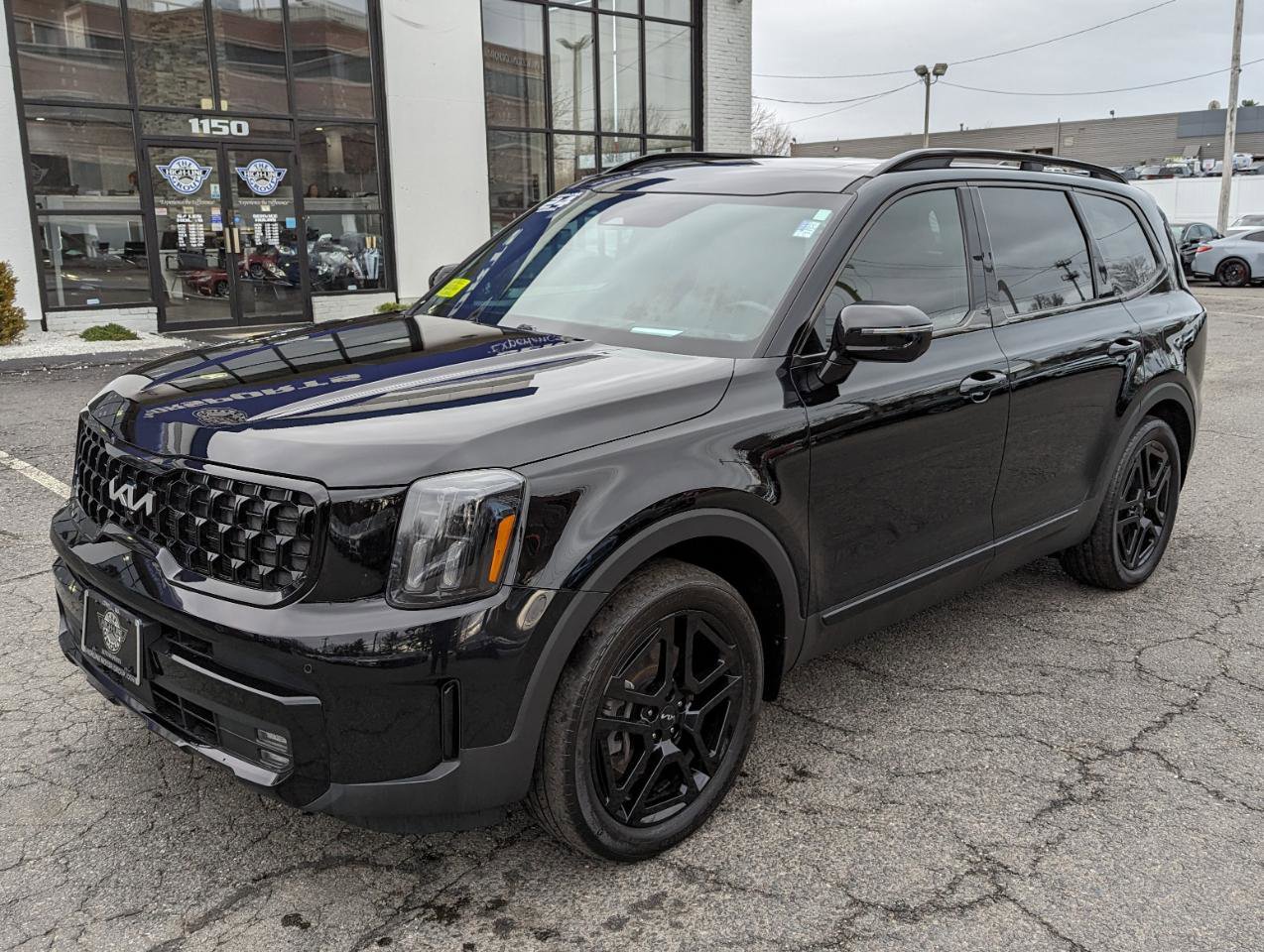 Used 2024 Kia Telluride SX Prestige X-Line image 2