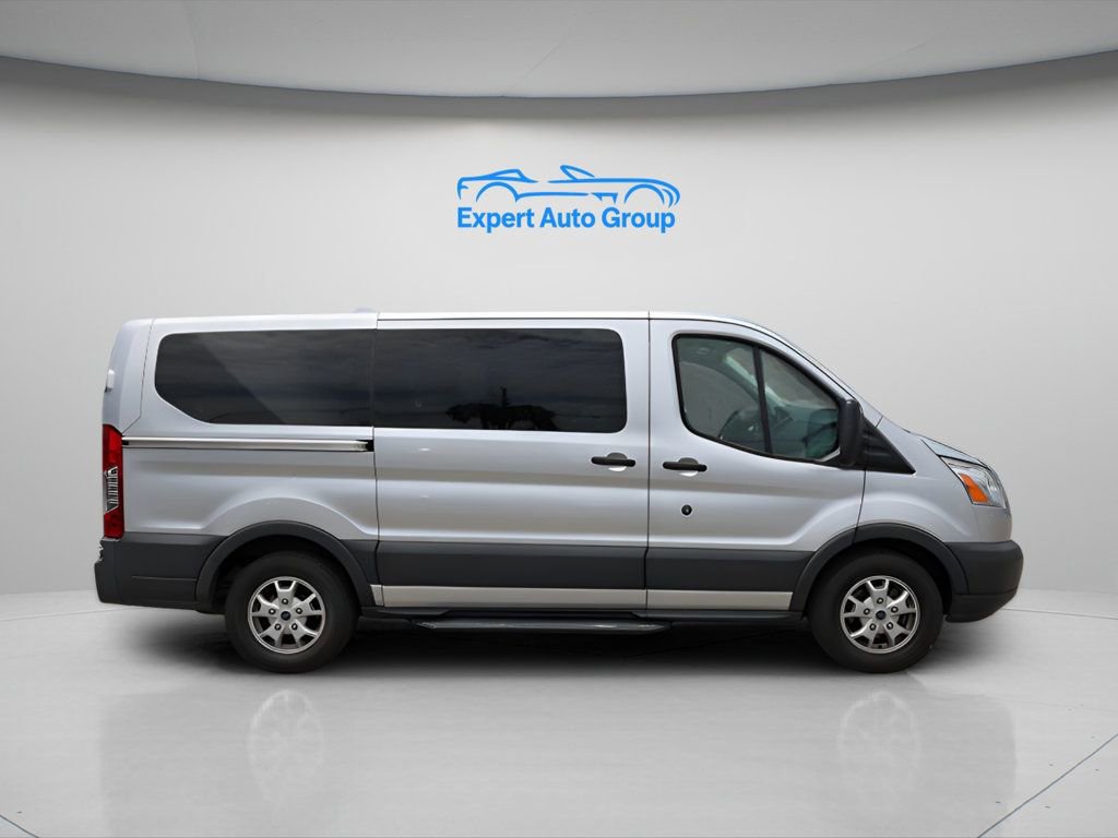 Used 2016 Ford Transit 150 XLT RWD image 3
