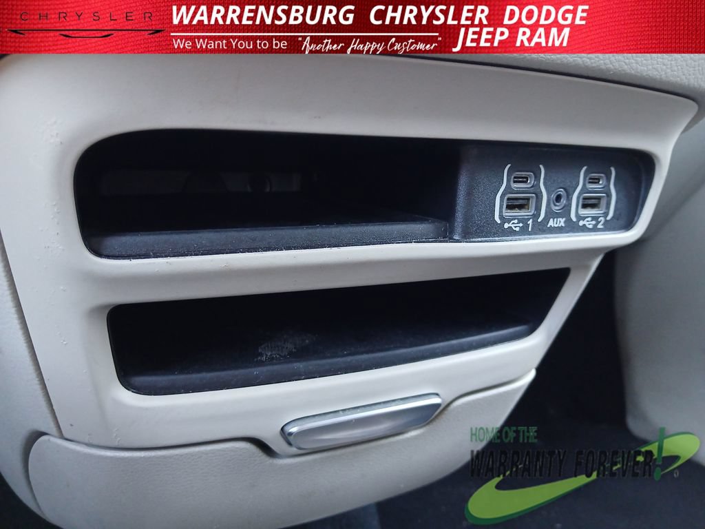 Used 2023 Chrysler Voyager LX FWD image 26