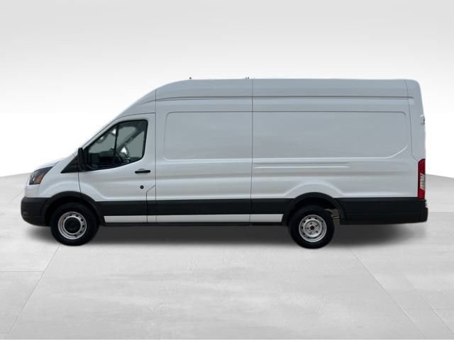 Used 2023 Ford Transit 250 Base image 2
