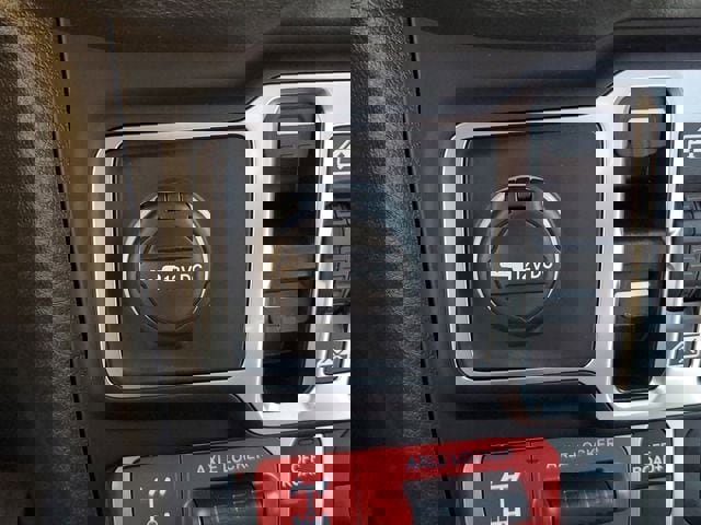 New 2025 Jeep Wrangler Unlimited Sport image 30