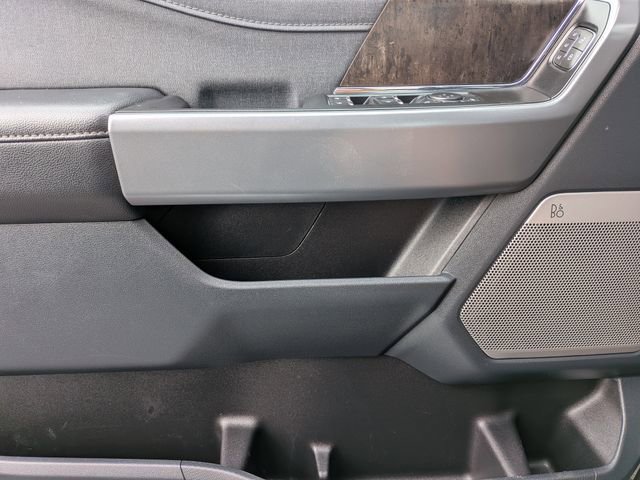 Used 2022 Ford F150 Lariat w/ Equipment Group 502A High image 29