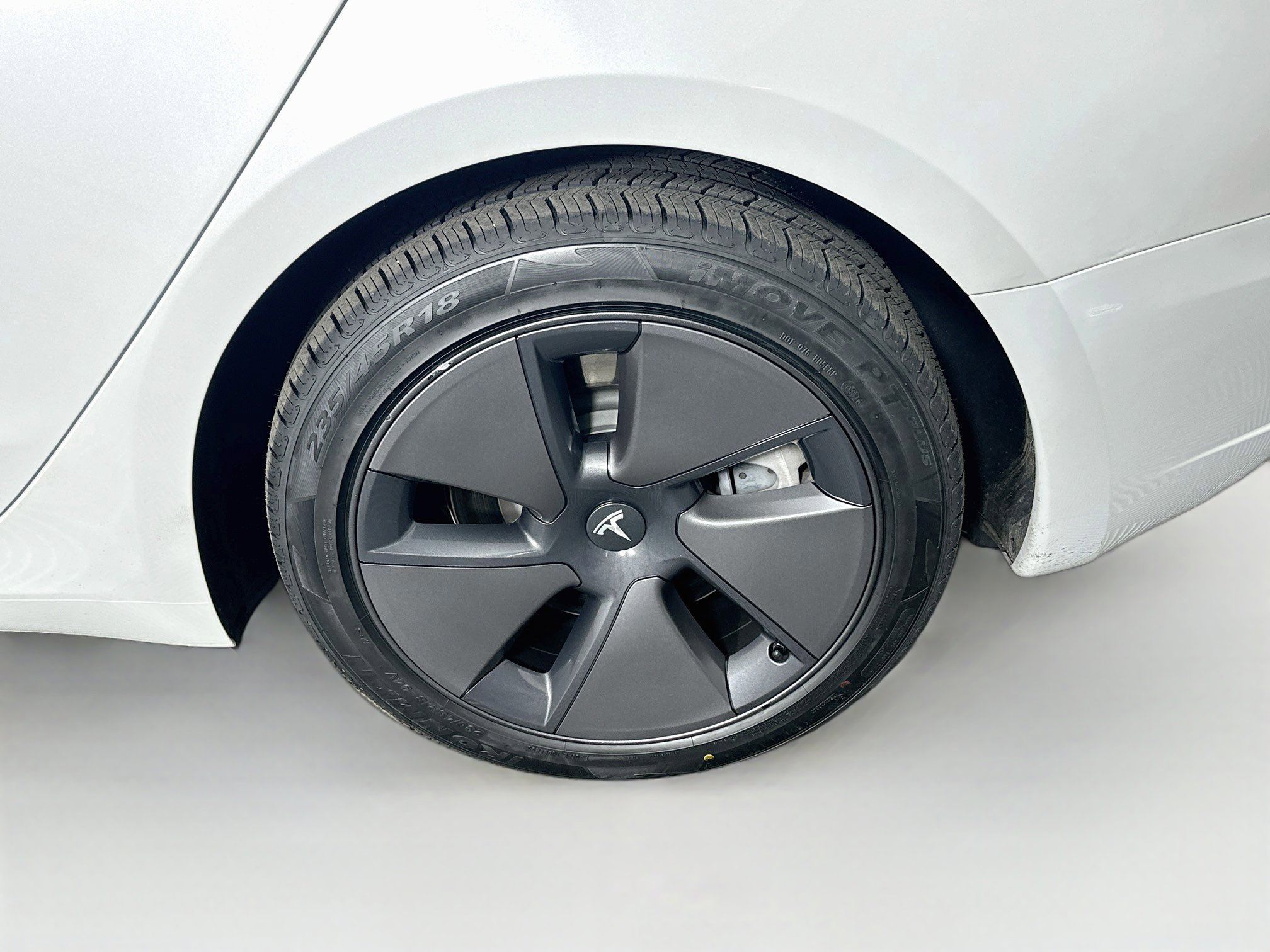 Used 2023 Tesla Model 3 Standard Range RWD image 11