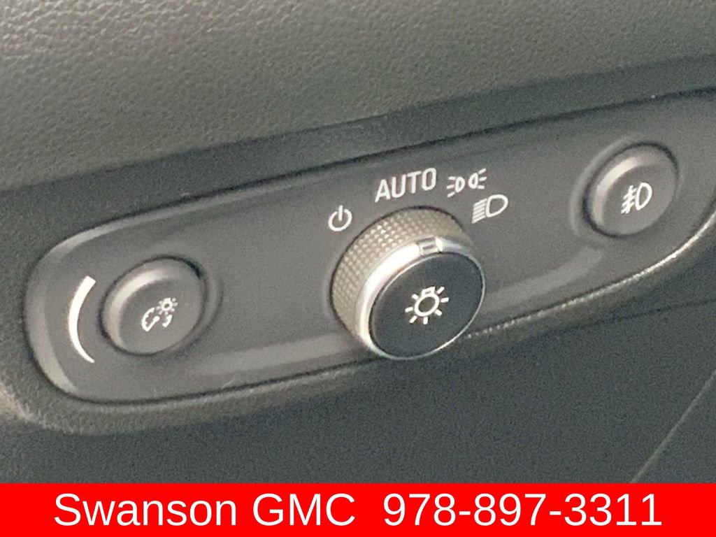 Used 2023 Buick Encore GX Preferred w/ Cold Weather Comfort Package AWD/4WD image 18
