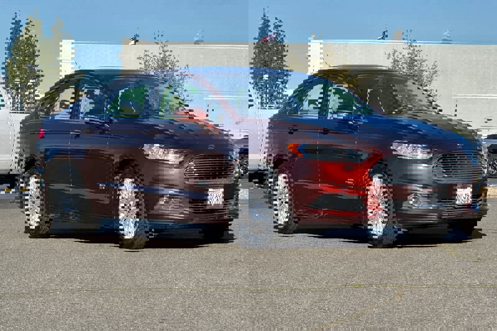 Used 2016 Ford Fusion Energi SE image 5