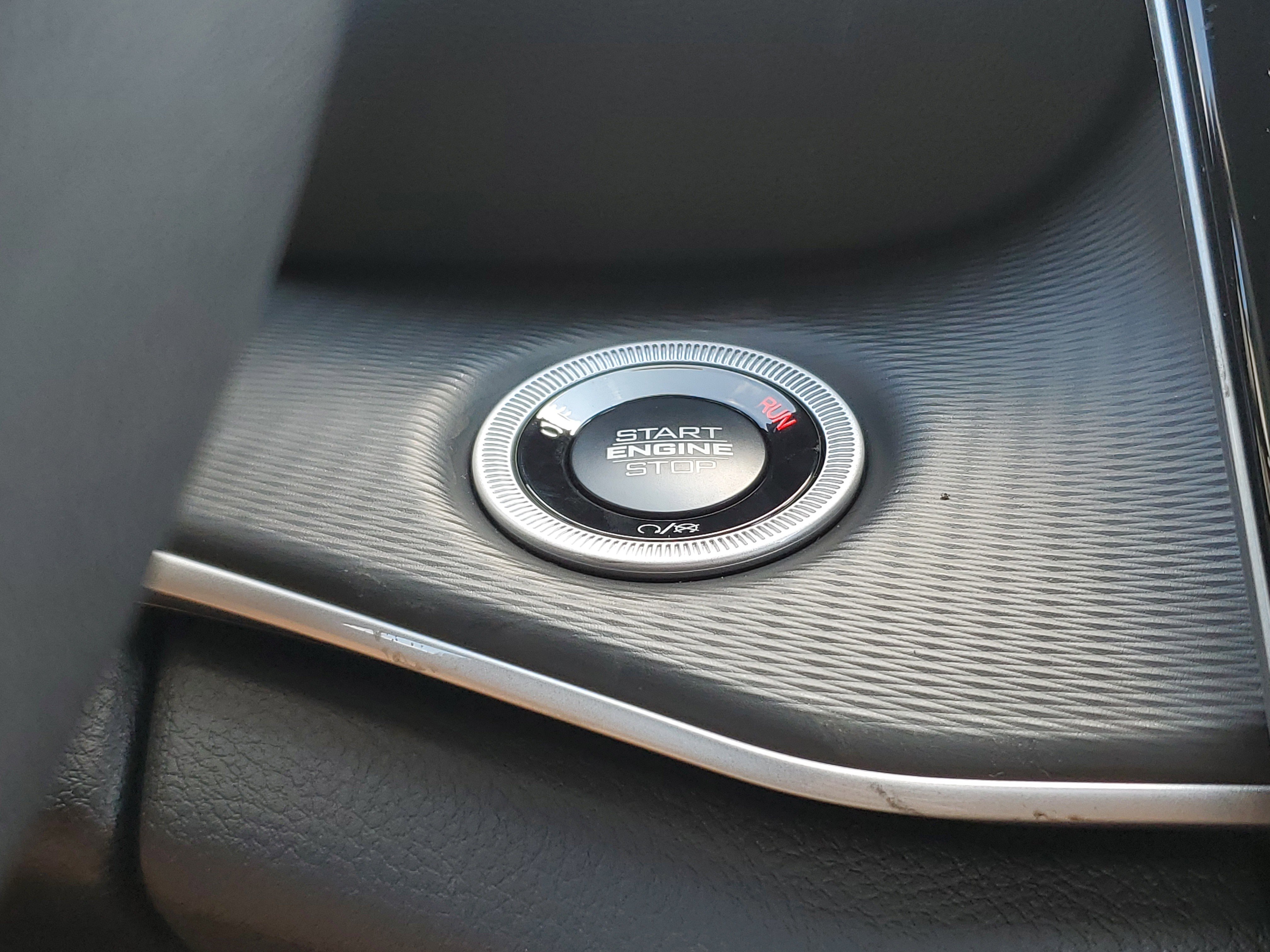 New 2025 Jeep Grand Cherokee L Laredo w/ Luxury Tech Group I image 19