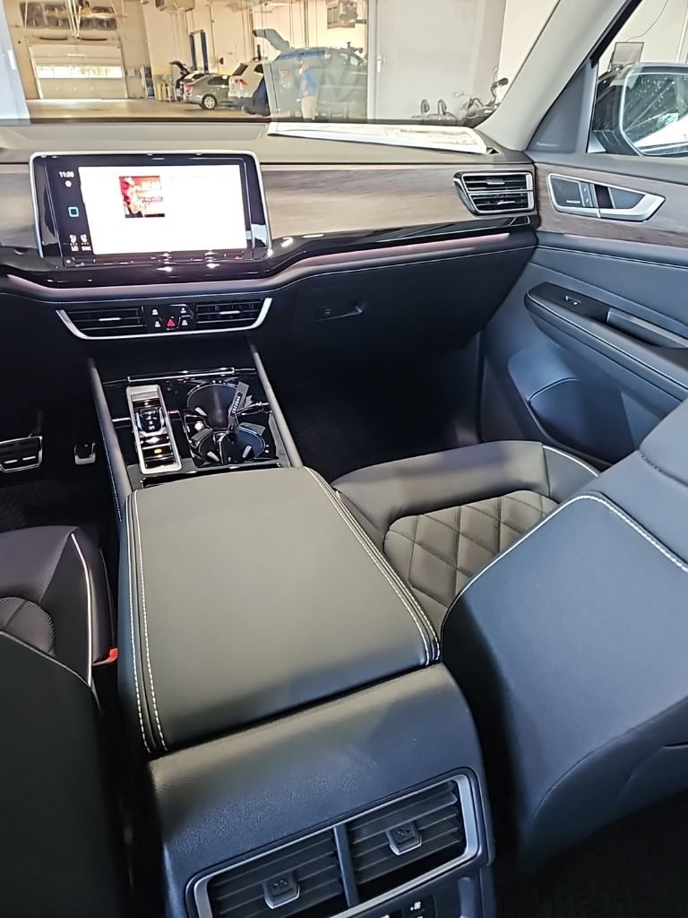 New 2026 Volkswagen Atlas SEL Premium R-Line image 26