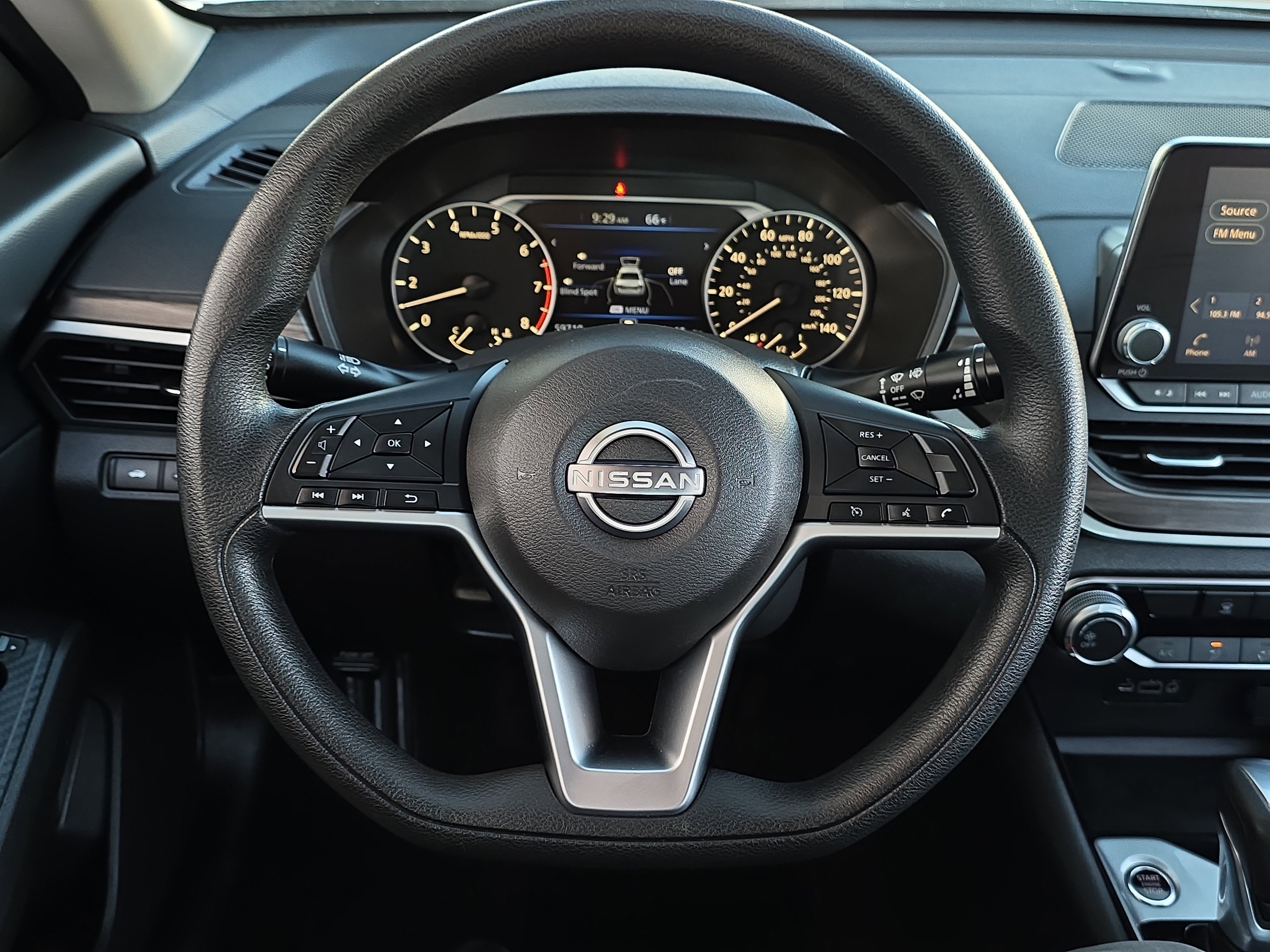 Used 2024 Nissan Altima 2.5 SV image 14