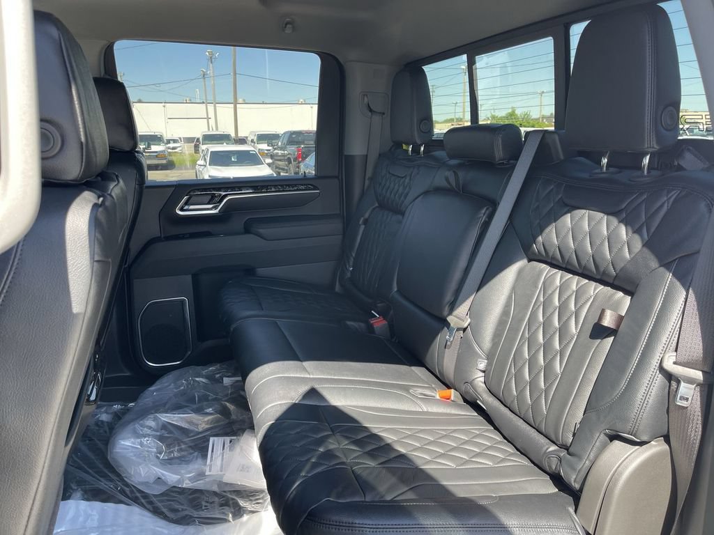 New 2025 Chevrolet Silverado 2500 LT w/ Trail Boss Package AWD/4WD image 19
