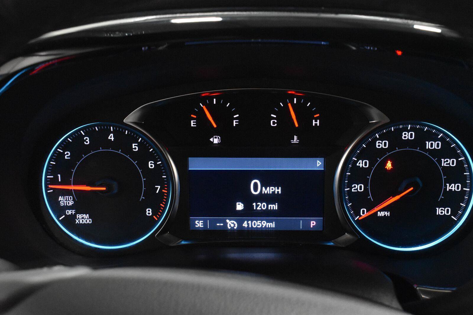 Used 2023 Chevrolet Traverse LT FWD image 22