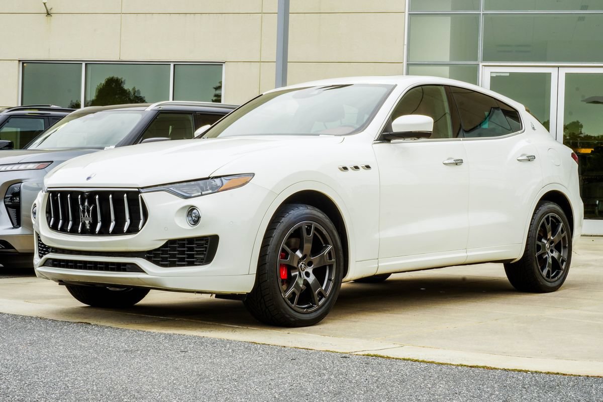 Used 2021 Maserati Levante AWD/4WD image 8