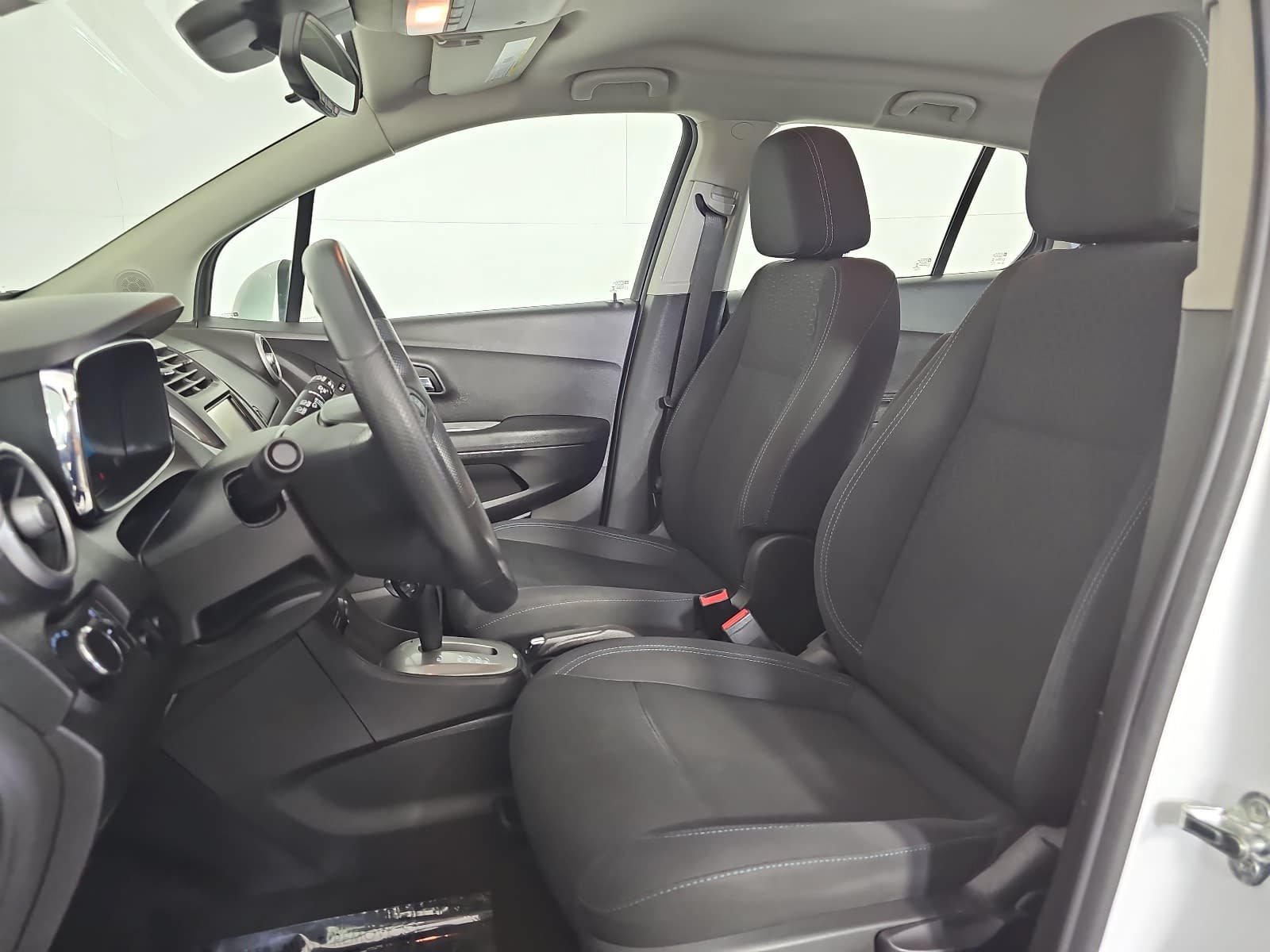 Used 2016 Chevrolet Trax LS AWD/4WD image 14