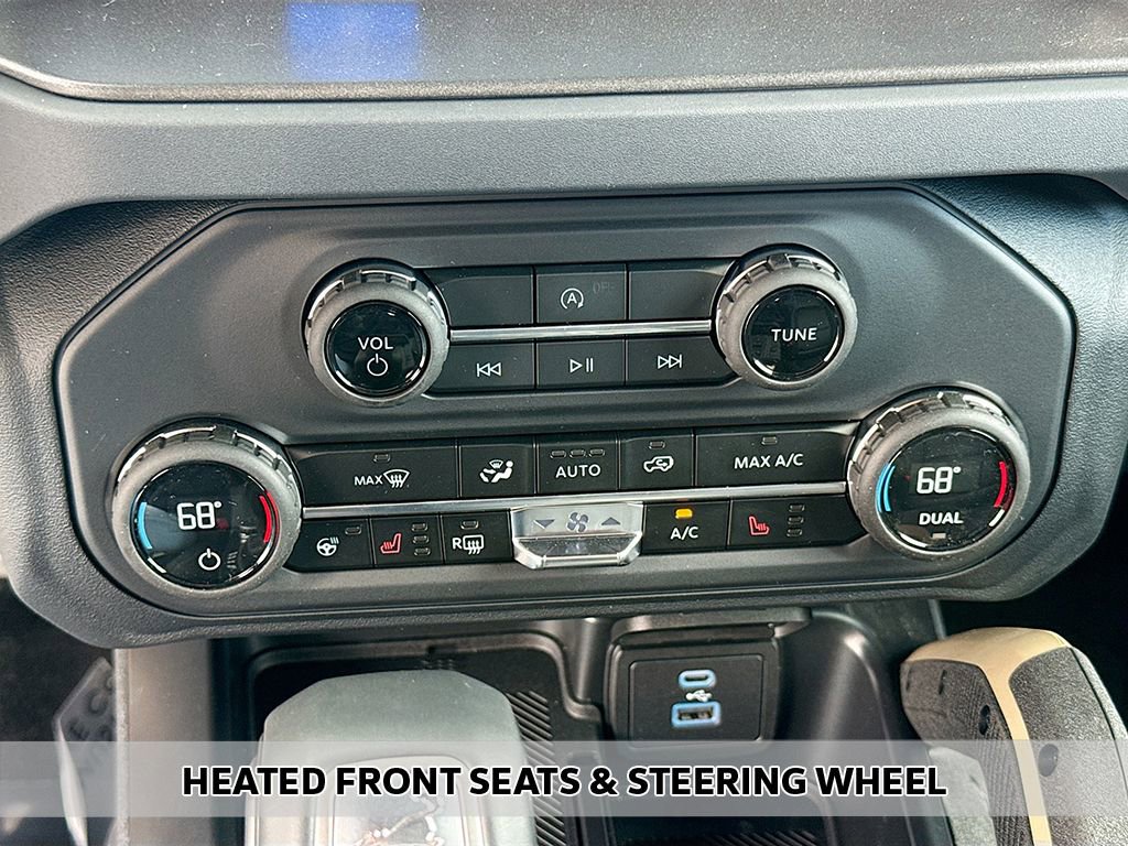 New 2025 Ford Bronco Badlands image 6