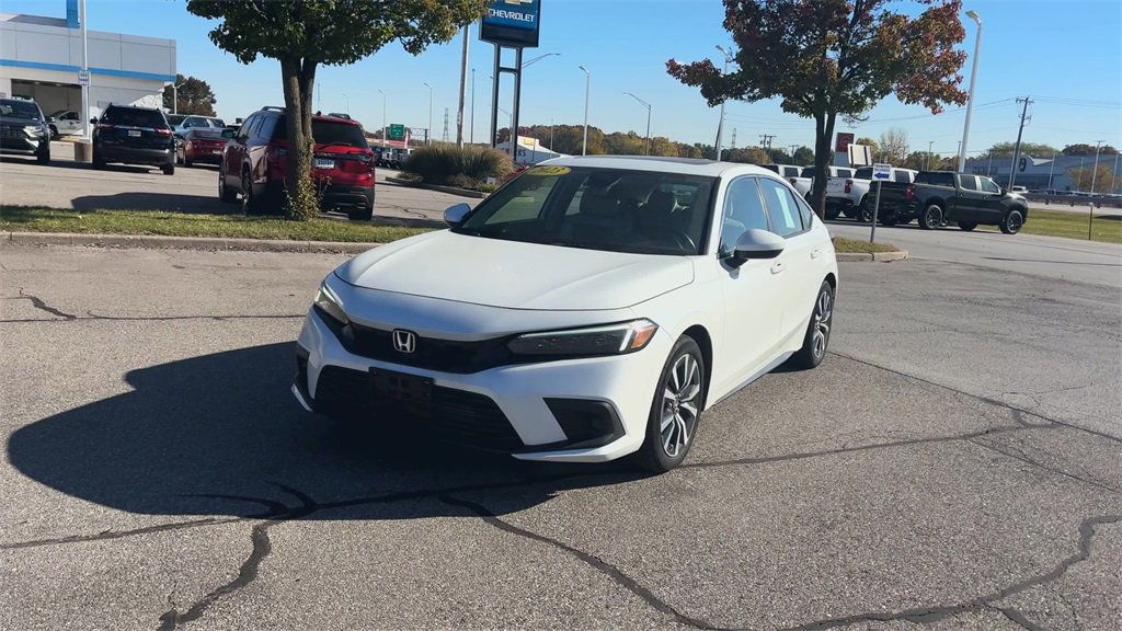 Used 2023 Honda Civic EX-L image 3