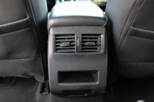 Used 2022 Mitsubishi Outlander SE image 39