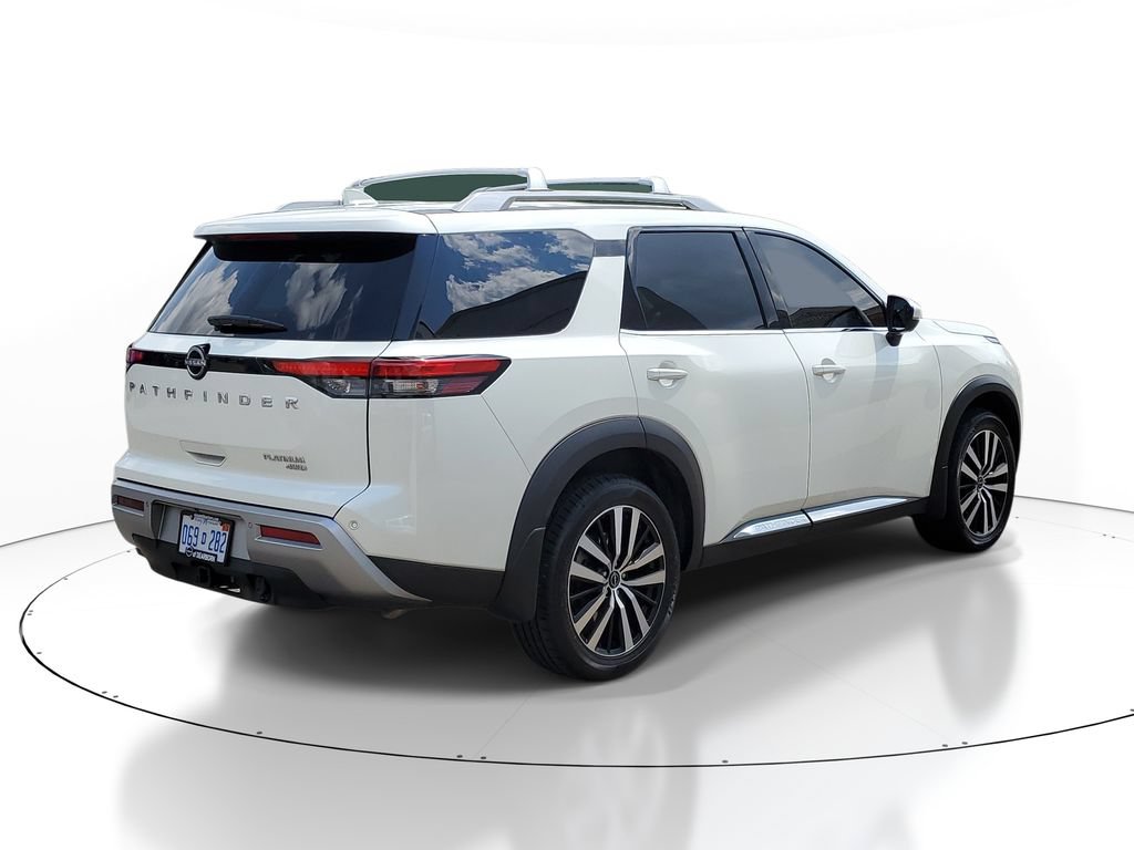 Used 2023 Nissan Pathfinder Platinum AWD/4WD image 4