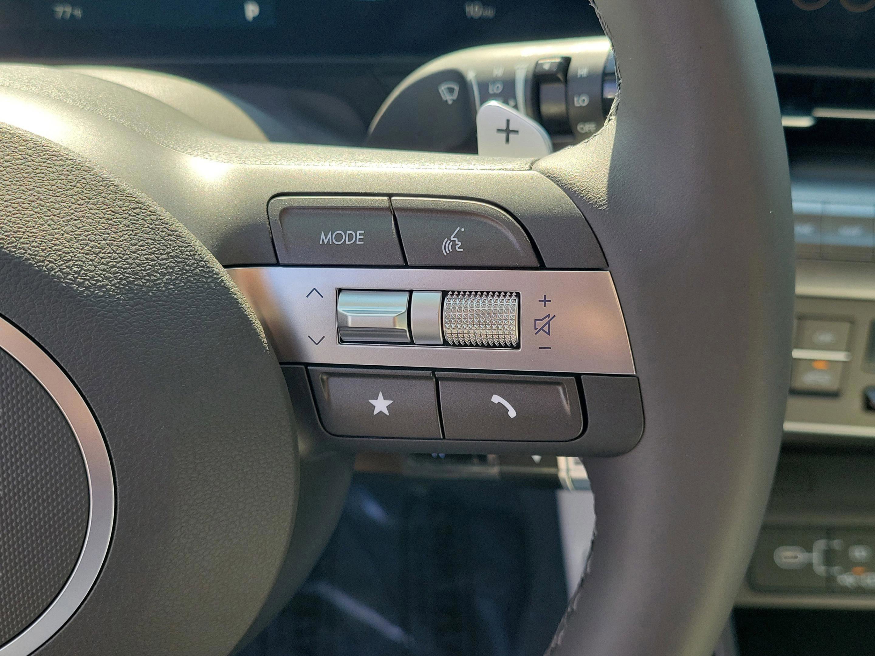 New 2026 Hyundai Kona SEL Premium image 17