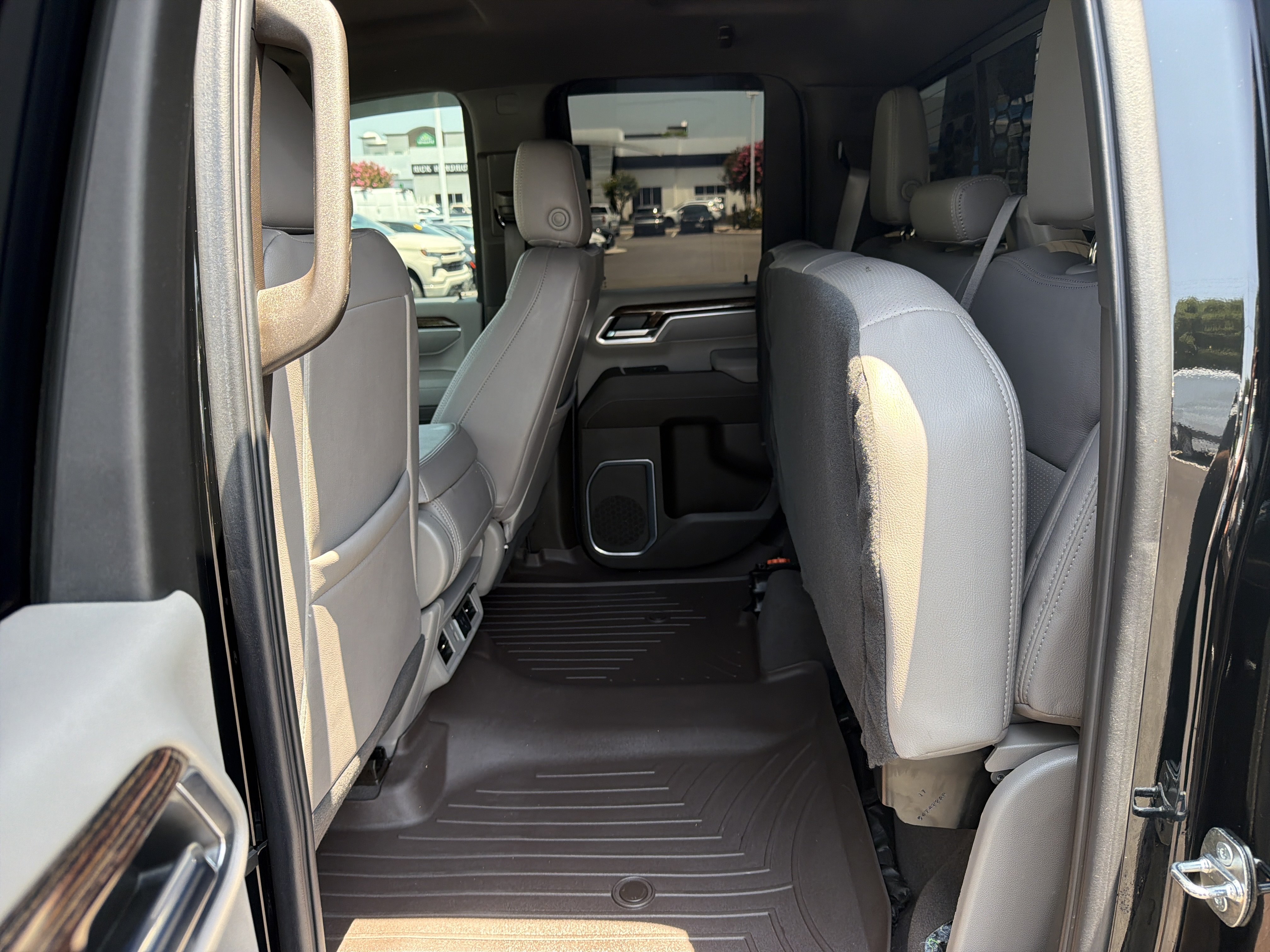 Used 2024 GMC Sierra 3500 SLE AWD/4WD image 33