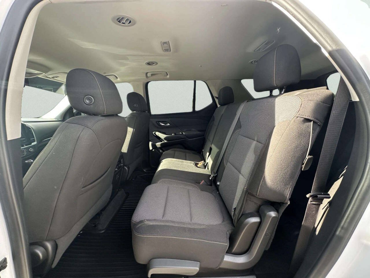 Used 2019 Chevrolet Traverse LS AWD/4WD image 17