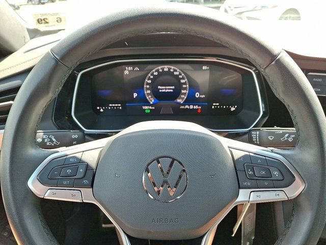 Certified 2024 Volkswagen Jetta Sport image 23
